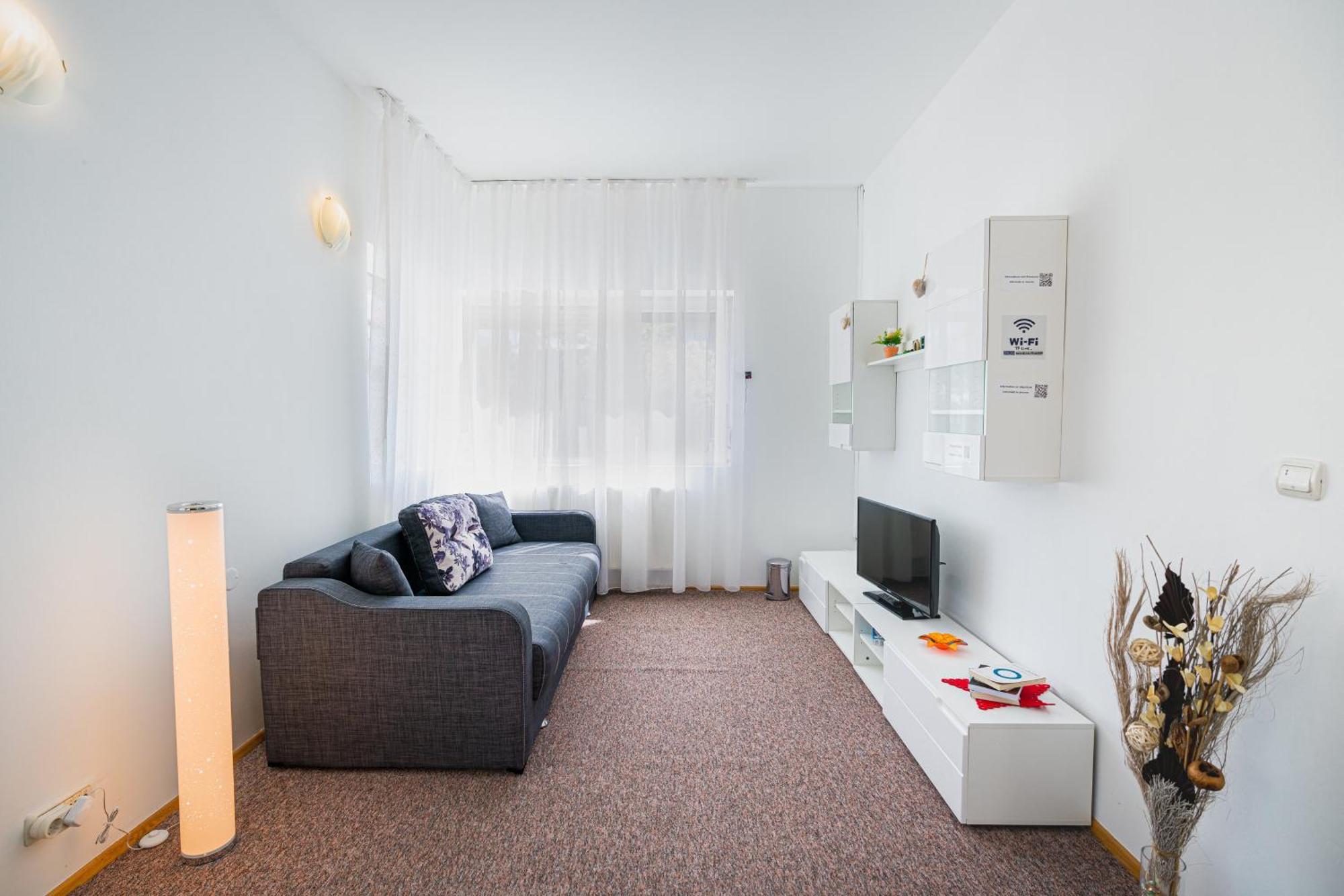 Pitstop Apartments Dumbravita  Exterior foto